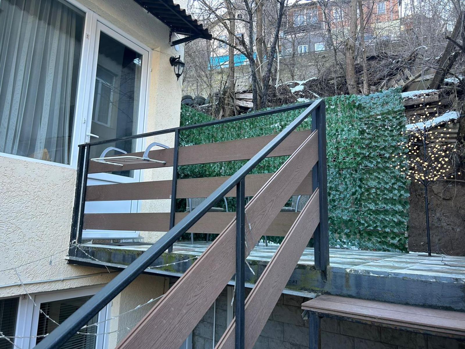 Cosy Apartment ボルジョミ エクステリア 写真